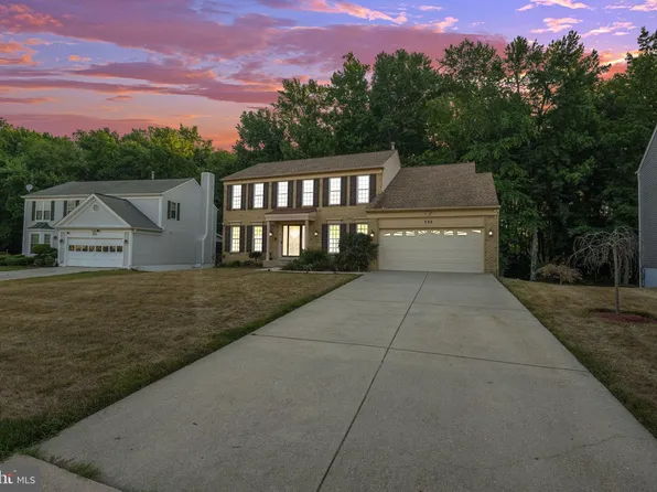 724 Chatsworth Dr, Accokeek, MD 20607