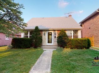 8143 Laramie Ave, Skokie, IL 60077