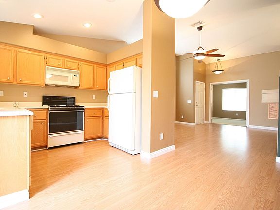 5th image of 1804 Lyell Canyon Ln