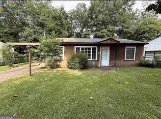 206 Johns Rd, Warner Robins, GA 31093