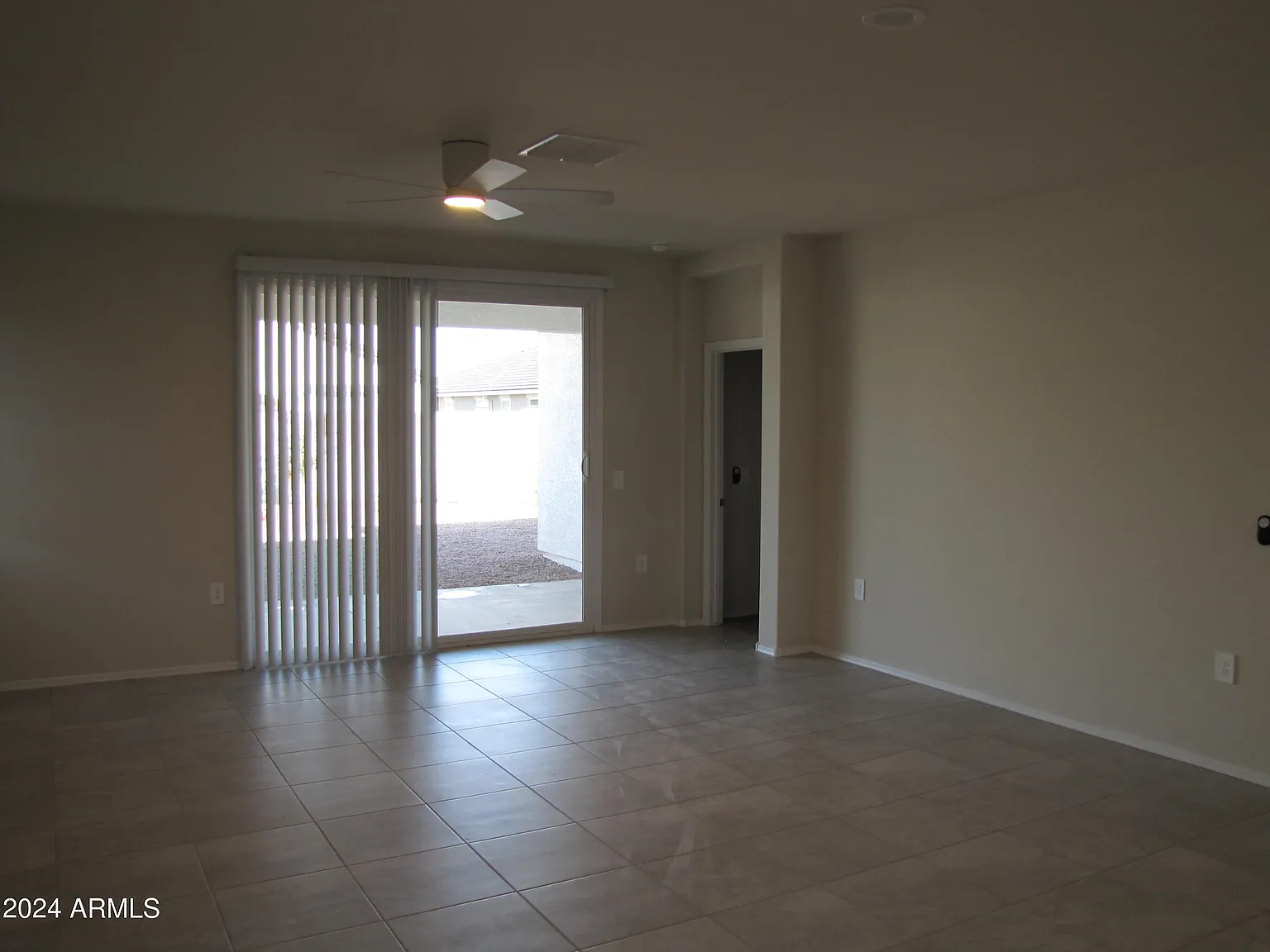 4 bed, 2.0 bath, 1711 sqft, $1,950 — Photo 4