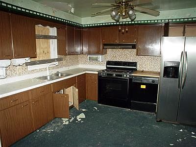 4th image of 113 Sherry Ct