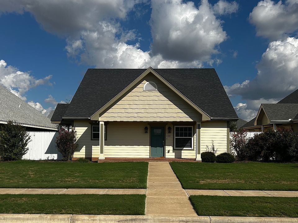 1st image of 1109 Pinot Dr