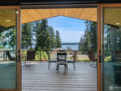 1661 E Treasure Island Drive, Allyn, WA, 98524