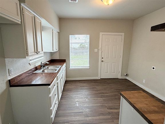 5th image of 2212 Semmes St