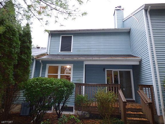 3rd image of 61 Carriage Ln #61