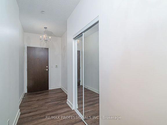 5th image of 6 Eva Rd #219