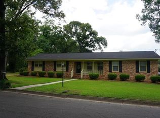 324 Wildwood Cir, Americus, GA 31709