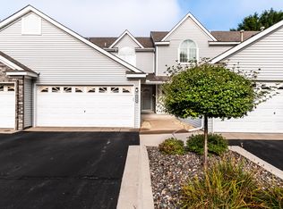 9818 Palm St NW, Coon Rapids, MN 55433