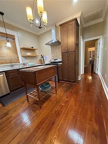 4915 Laurel St — Photo 11