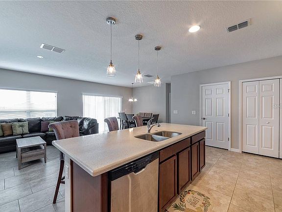 4th image of 157 Williamson Dr