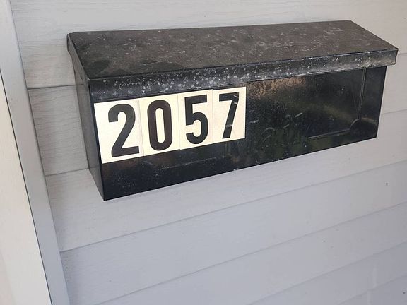 4th image of 2057 W 99th St