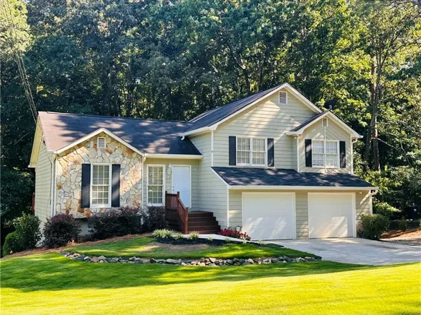 36 Corley Cir, Hiram, GA 30141