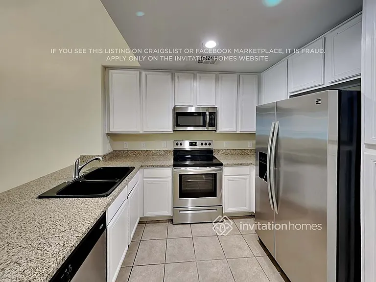 4084 E Windsor Dr — Photo 12