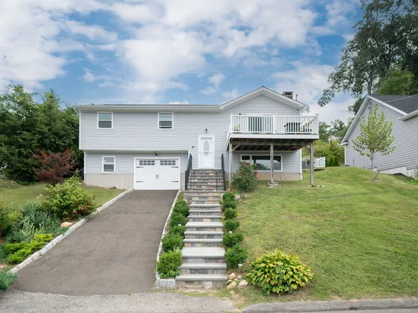 51 Mountain View Drive, Brookfield, CT 06804