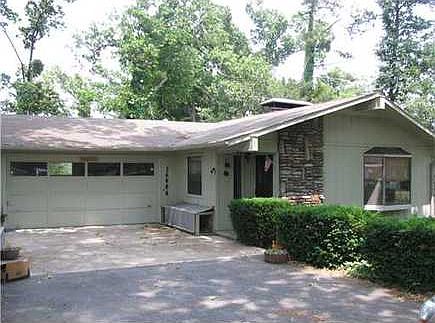 1st image of 16604 Cypress Ln