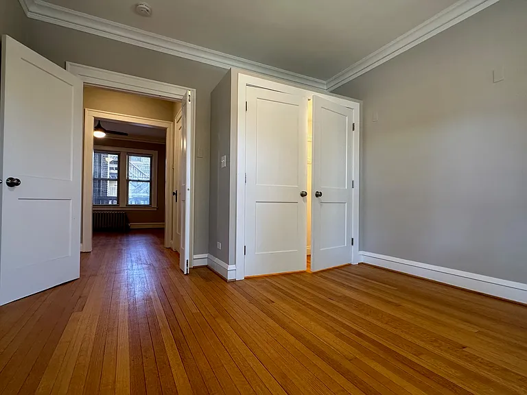 6556 S Fairfield Ave #1 — Photo 3