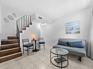 515 SW 3rd St APT 6, Miami, FL 33130