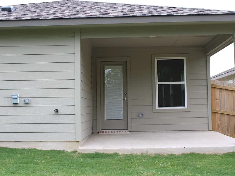 927 Lady Bird Ln — Photo 19