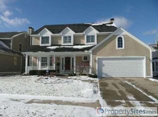 816 Linden Way, Auburn Hills, MI 48326