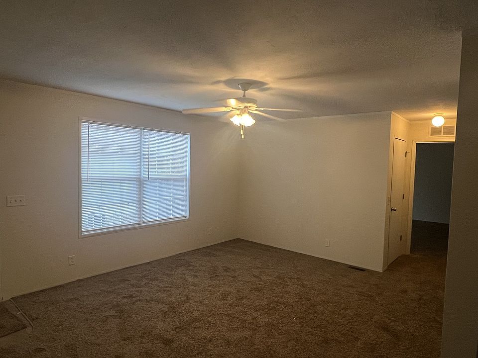 1st image of 1250 Strandwyck Dr #300
