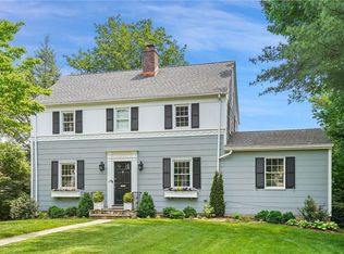 124 Siwanoy Blvd, Eastchester, NY 10709
