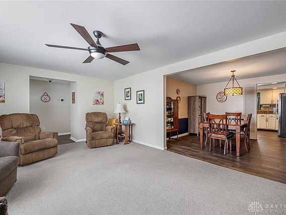 3rd image of 437 Princewood Ave