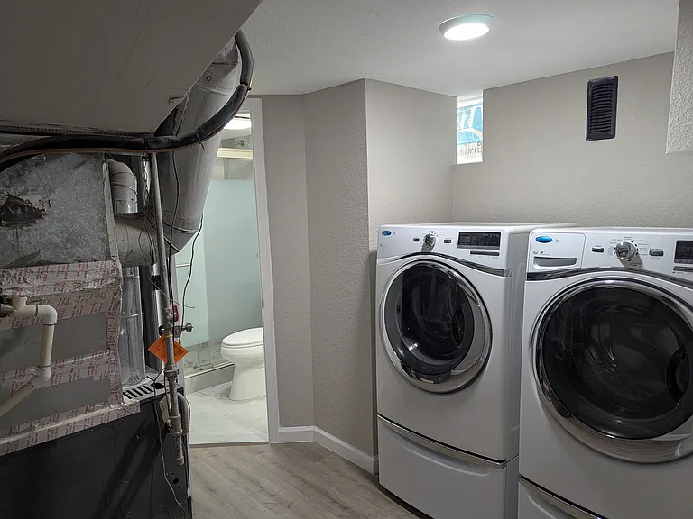 4886 S Logan St #2 — Photo 5