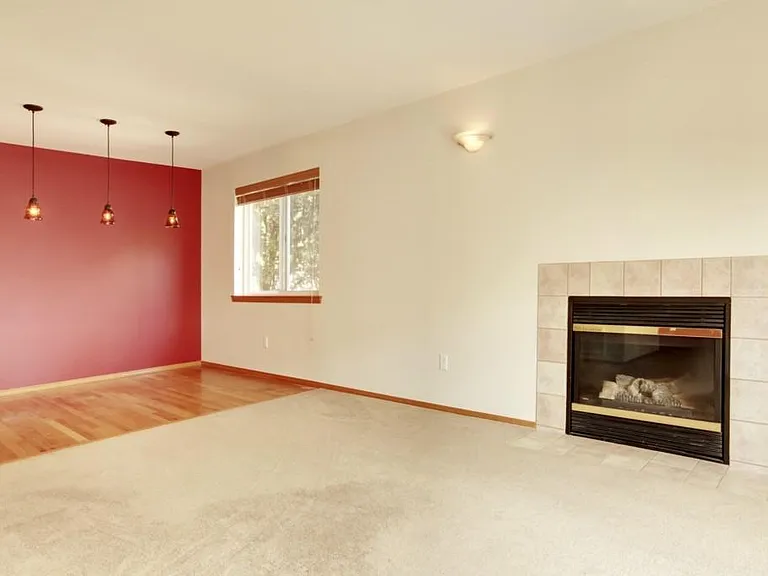 12732 35th Ave NE — Photo 5