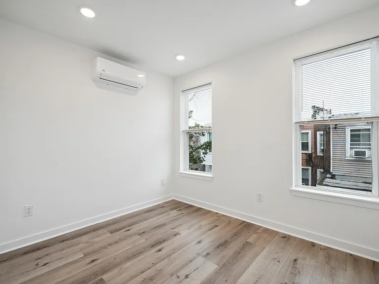 3458 Frankford Ave #3 — Photo 11