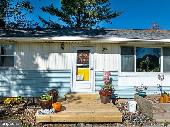 2nd image of 2089 Earlystown Rd