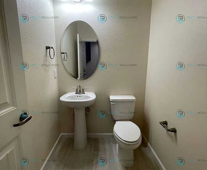 1011 Middle Gate Rd #1011 — Photo 18