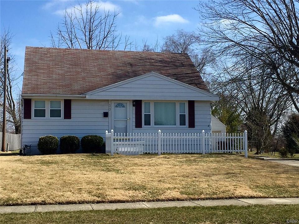 1st image of 20 Larry Ave