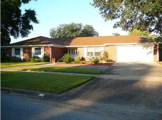 19 Cambridge Ave NE, Fort Walton Beach, FL 32547