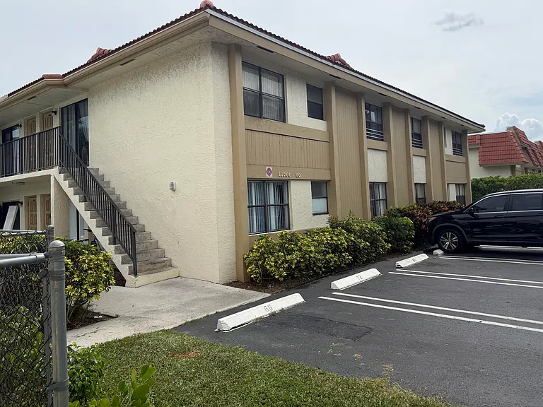 11080 Royal Palm Blvd — Photo 21