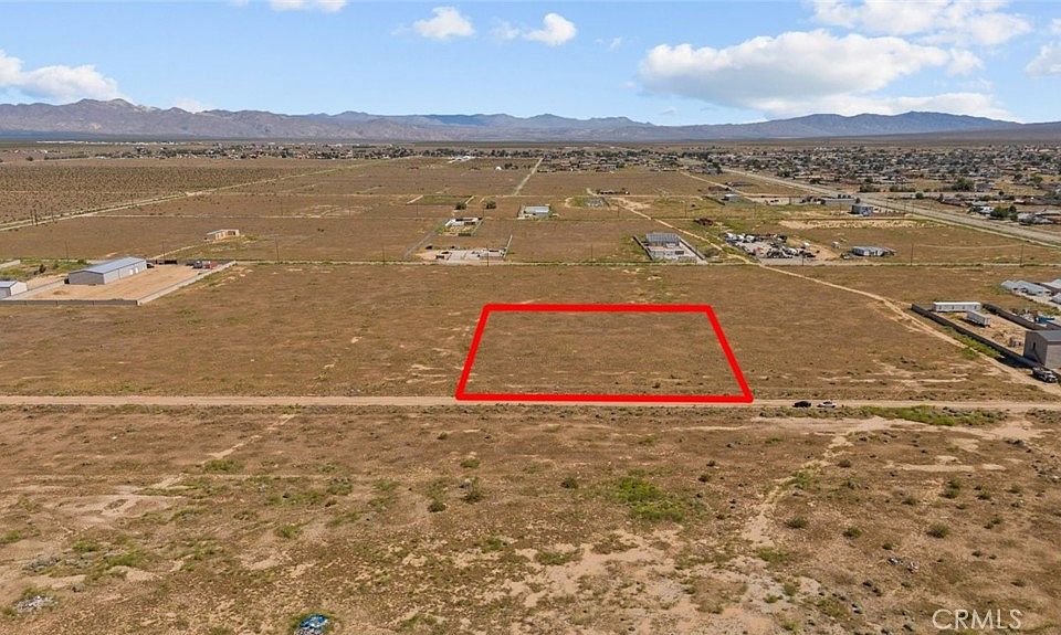 1st image of LOT 33