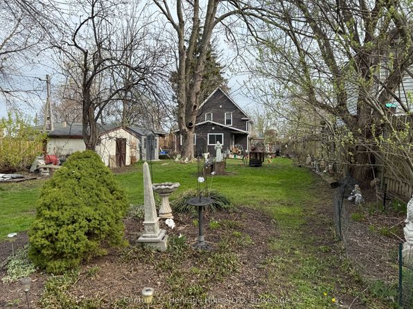 264 Henrietta St, Fort Erie, ON L2A 2K7