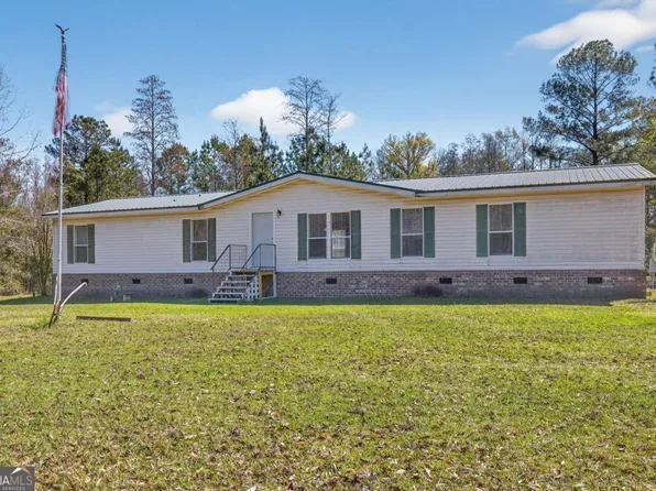 4156 Smiley Rd NE, Ludowici, GA 31316