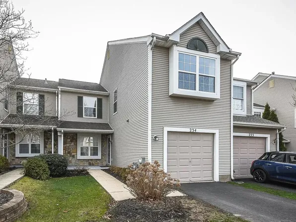 234 Sequoia Dr, Newtown, PA 18940