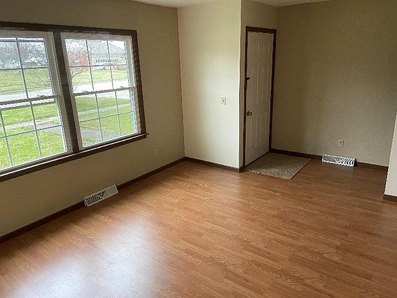 2nd image of 316 Bauer Ave #316