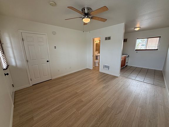 2nd image of 4730 W Point Loma Blvd APT 8