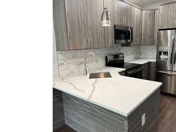3rd image of 1752 N Marshall St #2