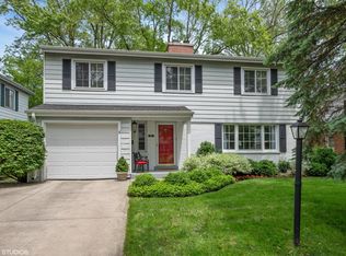 1857 Stockton Dr, Northfield, IL