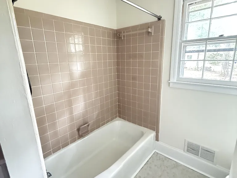 407 Strange Rd — Photo 13
