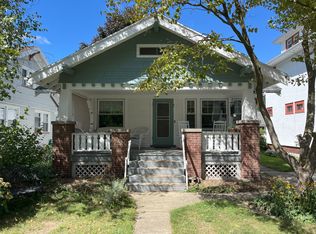 96 Maplehurst Rd, Rochester, NY 14617