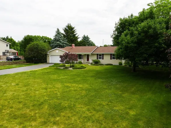 W6070 Thornapple Lane, Fort Atkinson, WI 53538