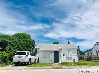 856 W 4th St, Riviera Beach, FL 33404