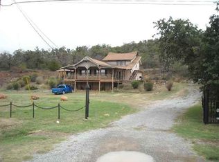 239 E Lake Dr, Medicine Park, OK 73557