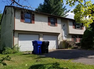 606 Rye St, South Windsor, CT 06074