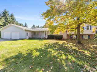 975 Grass Lake Rd, Grass Lake, MI 49240